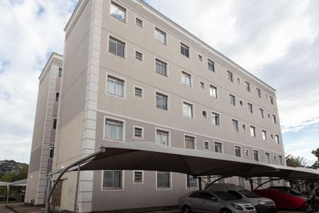 Apartamento à venda com 48m², 2 quartos e 1 vaga Apartamento à venda com 48m², 2 quartos e 1 vagaFachada do bloco