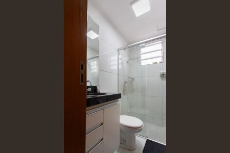 Apartamento à venda com 48m², 2 quartos e 1 vaga Apartamento à venda com 48m², 2 quartos e 1 vagaBanheiro