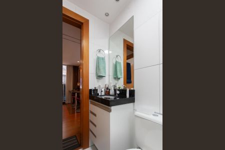 Apartamento à venda com 48m², 2 quartos e 1 vaga Apartamento à venda com 48m², 2 quartos e 1 vagaBanheiro