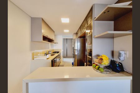 Apartamento à venda com 132m², 4 quartos e 2 vagasCozinha