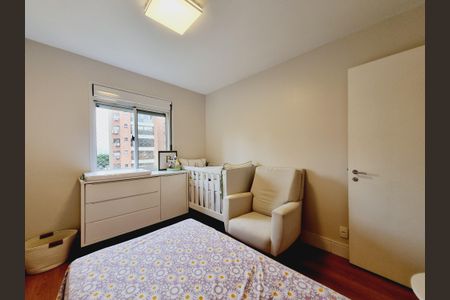 Apartamento à venda com 132m², 4 quartos e 2 vagasQuarto 3