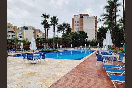 Apartamento à venda com 132m², 4 quartos e 2 vagasÁrea comum - Piscina