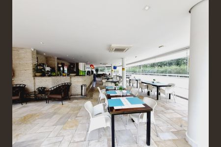 Apartamento à venda com 132m², 4 quartos e 2 vagasÁrea comum