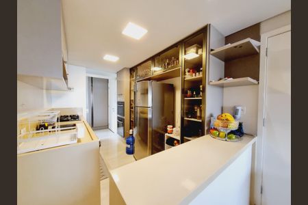 Apartamento à venda com 132m², 4 quartos e 2 vagasCozinha