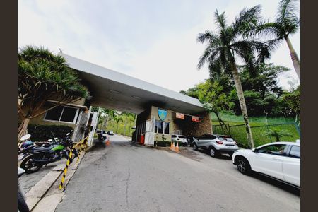 Apartamento à venda com 132m², 4 quartos e 2 vagasFachada e Portaria 