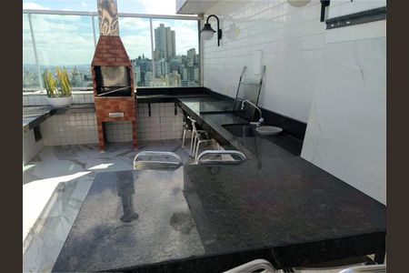 Apartamento à venda com 387m², 4 quartos e 3 vagas