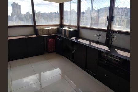 Apartamento à venda com 387m², 4 quartos e 3 vagas