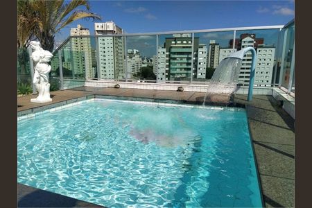 Apartamento à venda com 387m², 4 quartos e 3 vagas