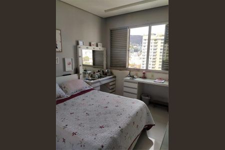 Apartamento à venda com 387m², 4 quartos e 3 vagas