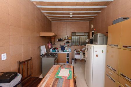 Casa à venda com 306m², 8 quartos e 1 vagaCasa3 - Cozinha