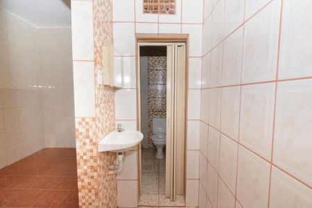 Casa à venda com 306m², 8 quartos e 1 vagaCasa1 - Banheiro