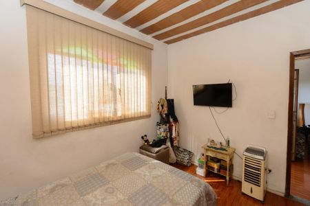 Casa à venda com 306m², 8 quartos e 1 vagaCasa3 - Quarto 2