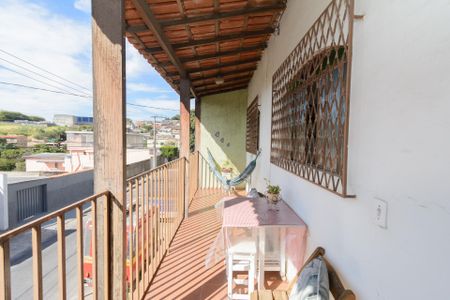 Casa à venda com 306m², 8 quartos e 1 vagaCasa3 - Varanda da Sala