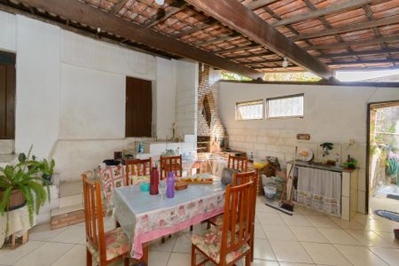 Casa à venda com 306m², 8 quartos e 1 vagaCasa3 - Sala de Jantar e Area de Serviço