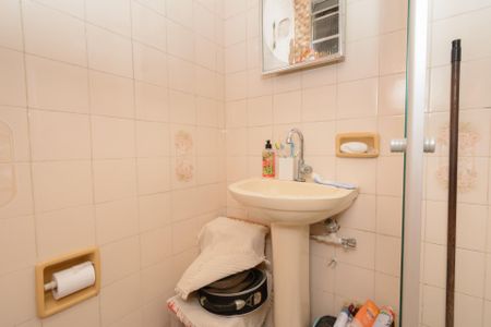 Casa à venda com 306m², 8 quartos e 1 vagaCasa3 - Banheiro