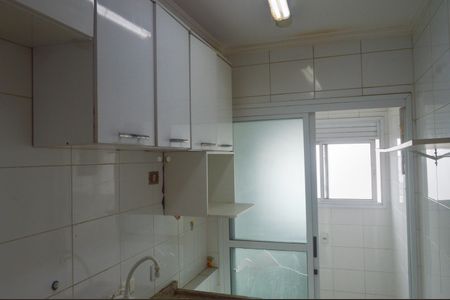 Apartamento à venda com 64m², 3 quartos e 2 vagasCozinha