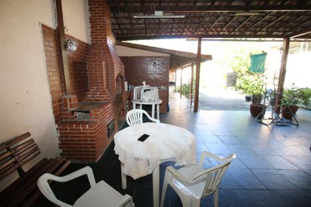 Casa à venda com 180m², 3 quartos e 3 vagasChurrasqueira