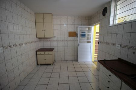 Casa para alugar com 190m², 2 quartos e 3 vagasCozinha