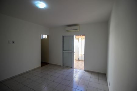 Casa para alugar com 190m², 2 quartos e 3 vagasQuarto 2