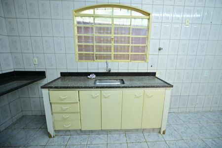 Casa para alugar com 285m², 3 quartos e 3 vagasCozinha