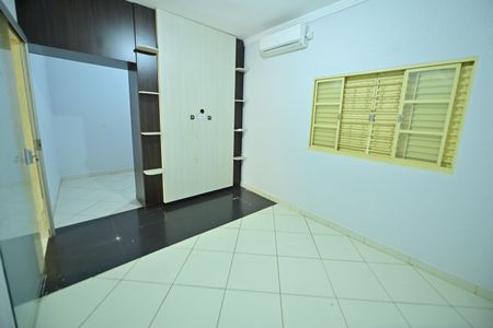 Casa para alugar com 285m², 3 quartos e 3 vagasQuarto 2