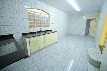 Casa para alugar com 285m², 3 quartos e 3 vagasCozinha