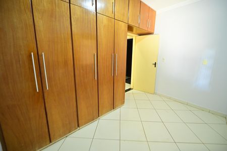 Casa para alugar com 285m², 3 quartos e 3 vagasQuarto