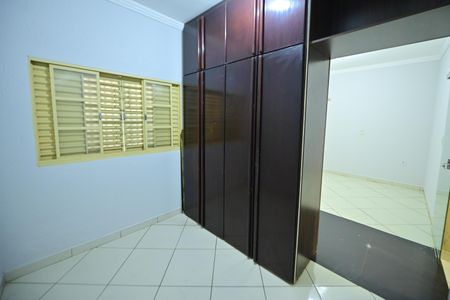 Casa para alugar com 285m², 3 quartos e 3 vagasQuarto 3
