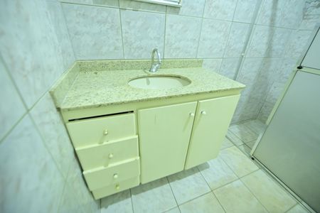 Casa para alugar com 285m², 3 quartos e 3 vagasBanheiro