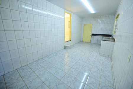 Casa para alugar com 285m², 3 quartos e 3 vagasCozinha