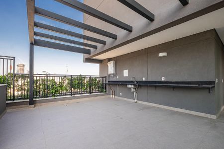 Apartamento à venda com 222m², 3 quartos e 2 vagas Apartamento à venda com 222m², 3 quartos e 2 vagasTerraço