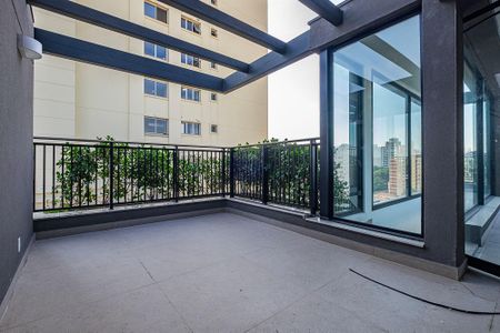 Apartamento à venda com 222m², 3 quartos e 2 vagas Apartamento à venda com 222m², 3 quartos e 2 vagasTerraço