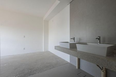 Apartamento à venda com 222m², 3 quartos e 2 vagas Apartamento à venda com 222m², 3 quartos e 2 vagasSuíte 1 - Banheiro