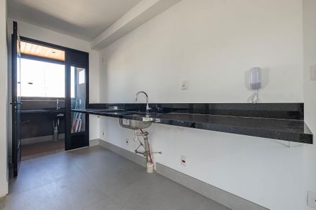 Apartamento à venda com 222m², 3 quartos e 2 vagas Apartamento à venda com 222m², 3 quartos e 2 vagasSala/Cozinha