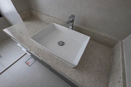 Apartamento à venda com 112m², 3 quartos e 1 vaga Apartamento à venda com 112m², 3 quartos e 1 vaga Banheiro da Suíte