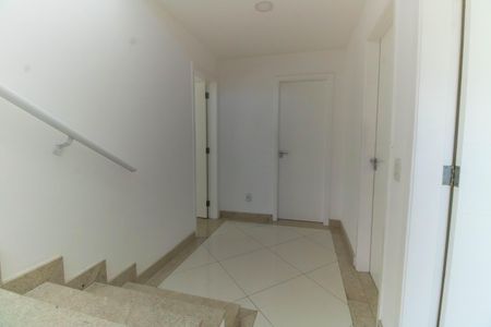 Casa à venda com 500m², 4 quartos e 3 vagasCorredor
