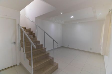 Casa à venda com 500m², 4 quartos e 3 vagasSala