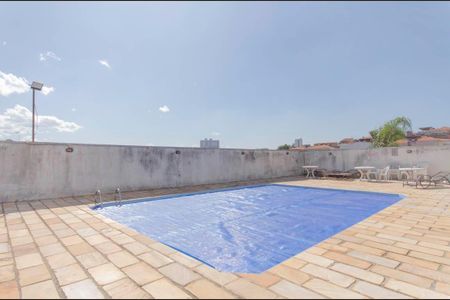 Apartamento para alugar com 69m², 2 quartos e 1 vaga Apartamento para alugar com 69m², 2 quartos e 1 vagaÁrea Comum - Piscina
