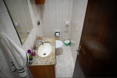 Casa à venda com 306m², 3 quartos e 2 vagas Casa à venda com 306m², 3 quartos e 2 vagasLavabo