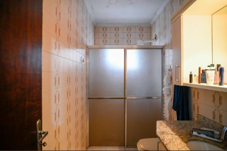 Casa à venda com 306m², 3 quartos e 2 vagas Casa à venda com 306m², 3 quartos e 2 vagasBanheiro Social