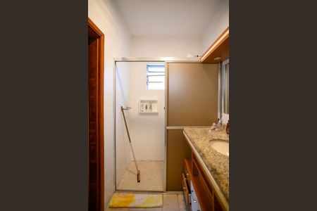 Casa à venda com 306m², 3 quartos e 2 vagas Casa à venda com 306m², 3 quartos e 2 vagasBanheiro Suite