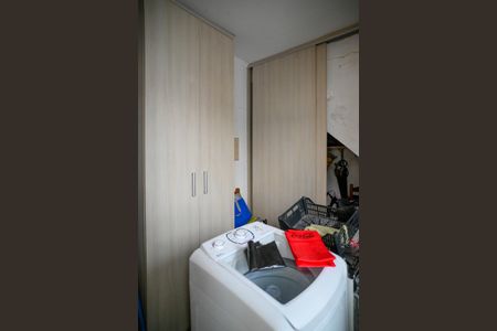 Casa à venda com 306m², 3 quartos e 2 vagas Casa à venda com 306m², 3 quartos e 2 vagasQuarto de Serviço