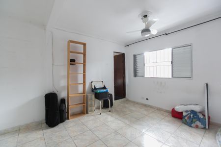 Casa à venda com 175m², 4 quartos e 2 vagas Casa à venda com 175m², 4 quartos e 2 vagasQuarto 2