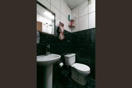 Casa à venda com 175m², 4 quartos e 2 vagas Casa à venda com 175m², 4 quartos e 2 vagasBanheiro 3