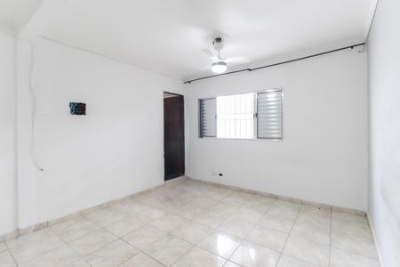 Casa à venda com 175m², 4 quartos e 2 vagas Casa à venda com 175m², 4 quartos e 2 vagasSuíte Casa 2