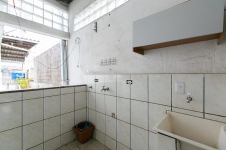 Casa à venda com 175m², 4 quartos e 2 vagas Casa à venda com 175m², 4 quartos e 2 vagasÁrea de Serviço 2