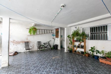 Casa à venda com 175m², 4 quartos e 2 vagas Casa à venda com 175m², 4 quartos e 2 vagasGaragem