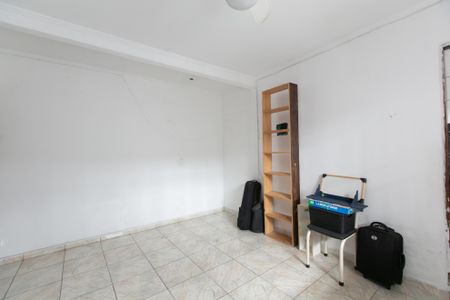 Casa à venda com 175m², 4 quartos e 2 vagas Casa à venda com 175m², 4 quartos e 2 vagasQuarto 2