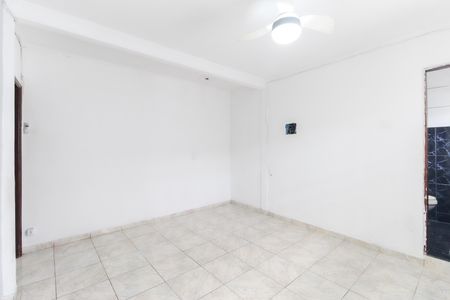 Casa à venda com 175m², 4 quartos e 2 vagas Casa à venda com 175m², 4 quartos e 2 vagasSuíte Casa 2