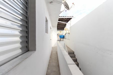 Casa à venda com 175m², 4 quartos e 2 vagas Casa à venda com 175m², 4 quartos e 2 vagasÁrea de Serviço Casa 2